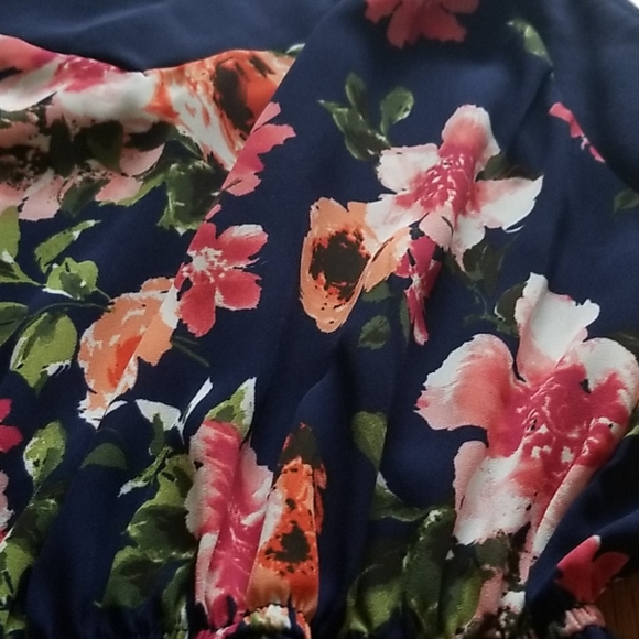 Floral Romper - Picture 3 of 8